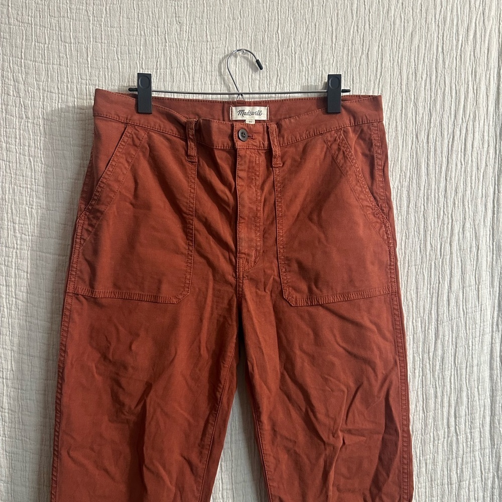 The Taper-Leg Utility Pant in Garment-Dyed Twill Sz 30